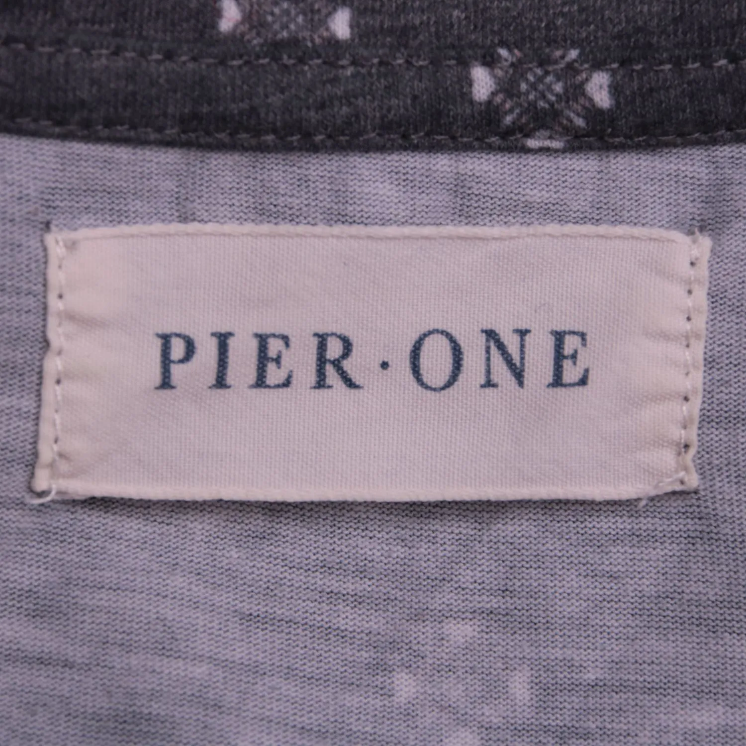 футболка Pier One