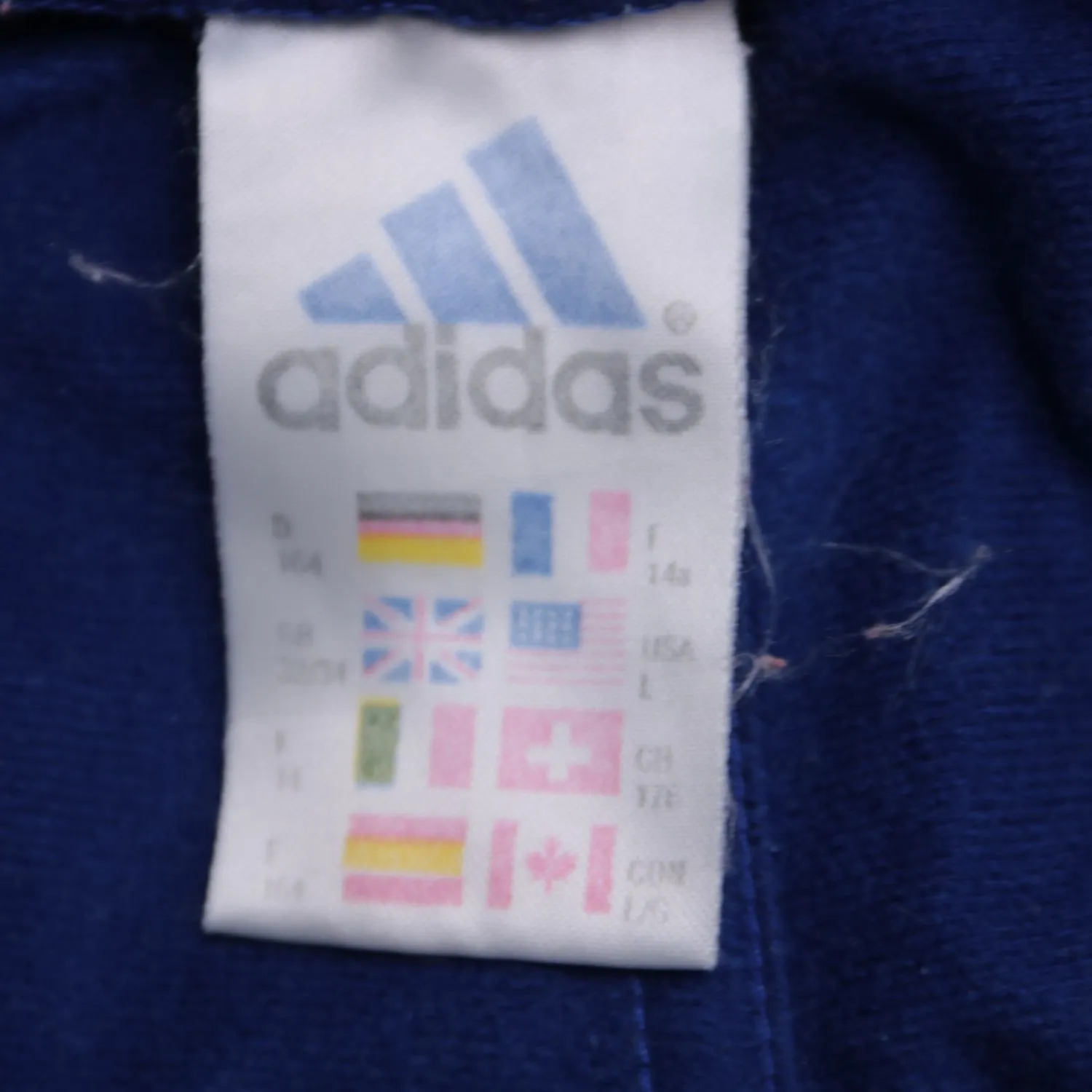 шорты Adidas