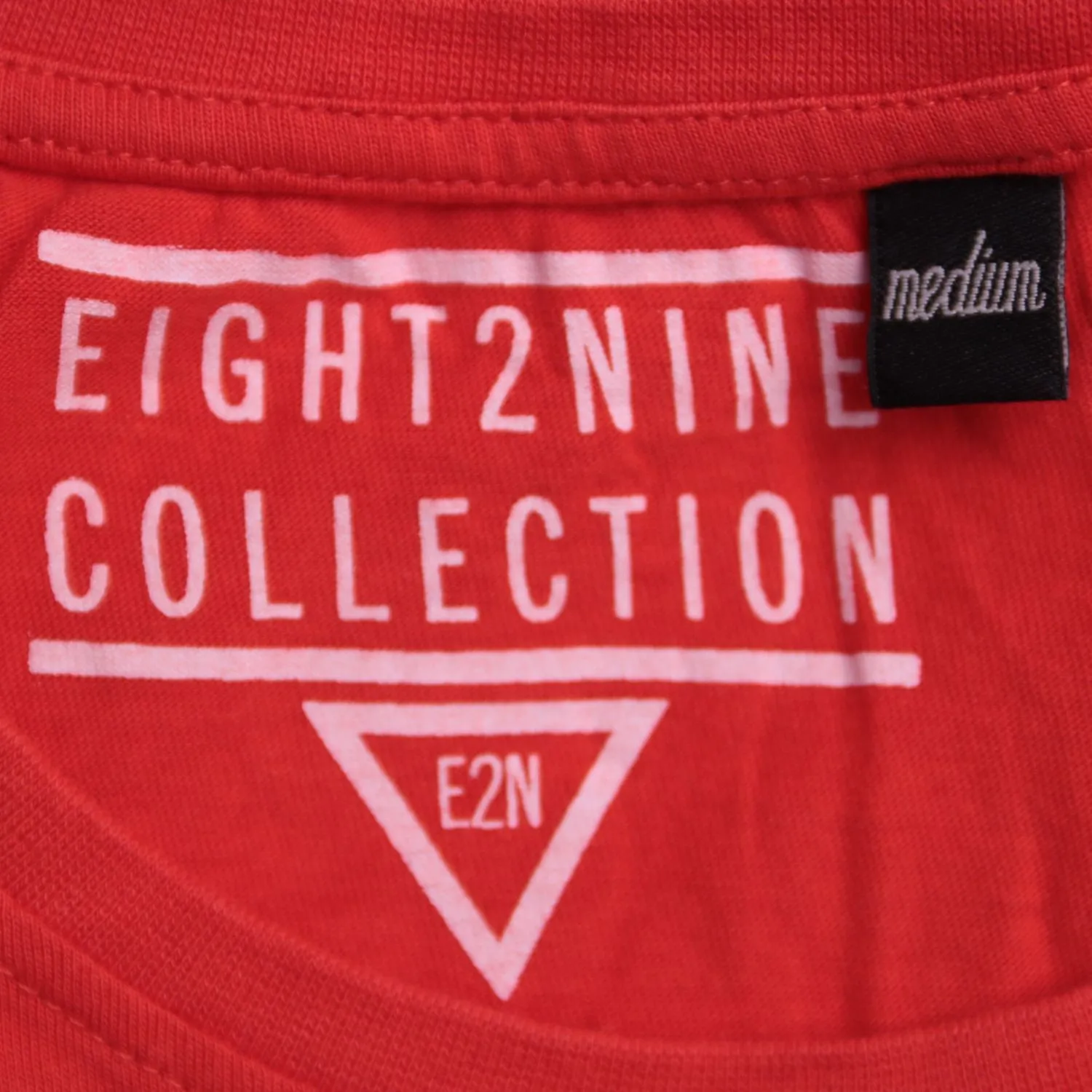 футболка Eight2Nine